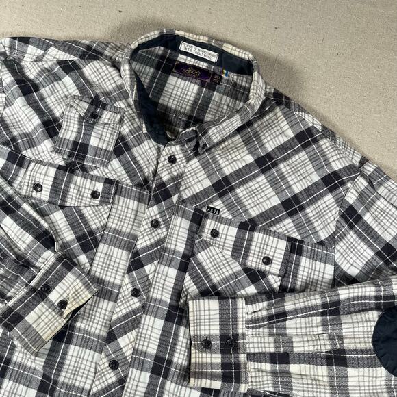 Akoo Mens Long Sleeve Button Down Size 3XL (runs small) Elbow Patch Embroidery - Picture 1 of 7